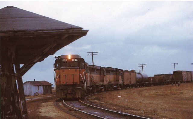 xMILW 1006 Savanna MKE Sturtevant 3 1972 RP copy